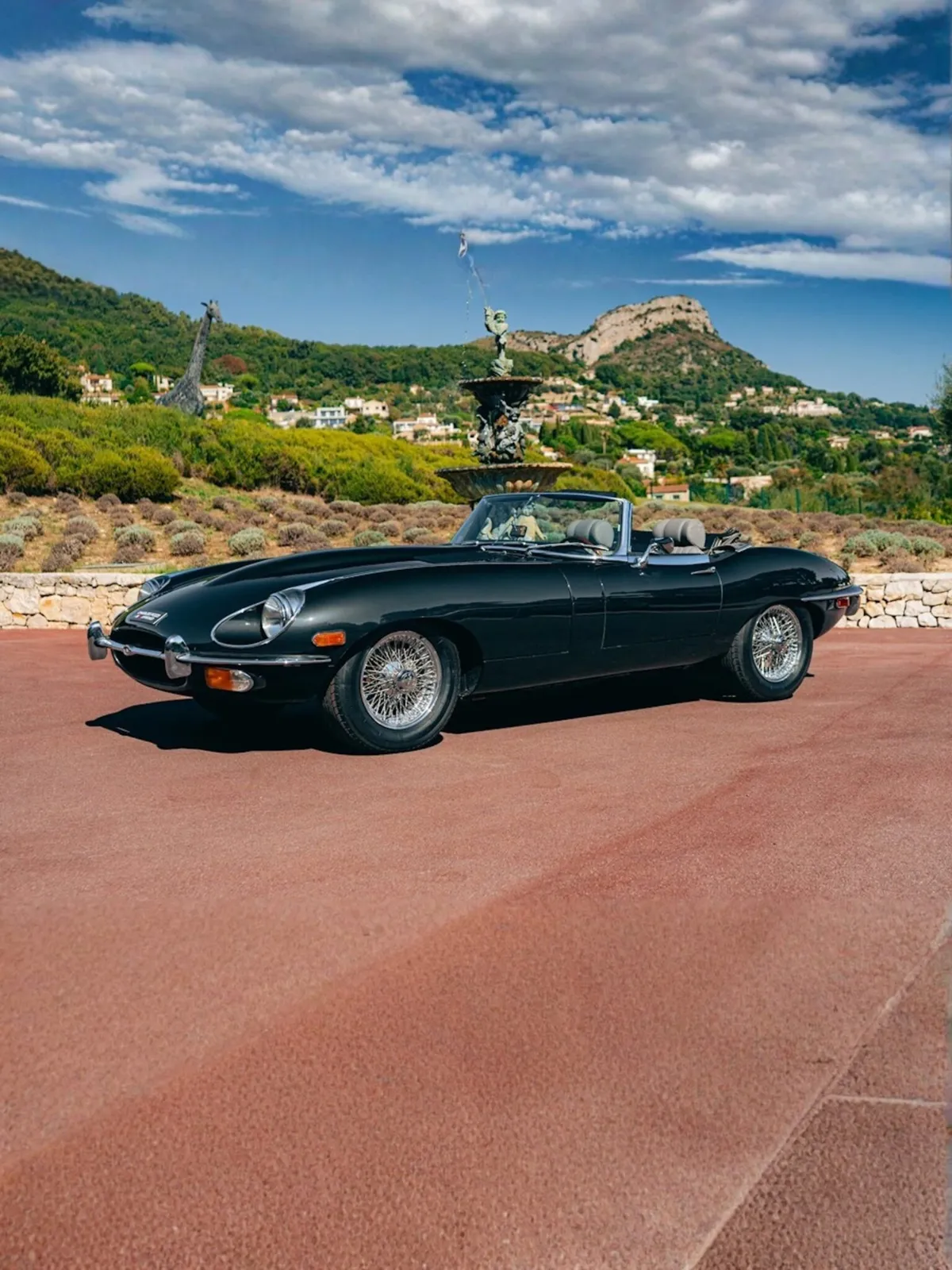 Jaguar type E