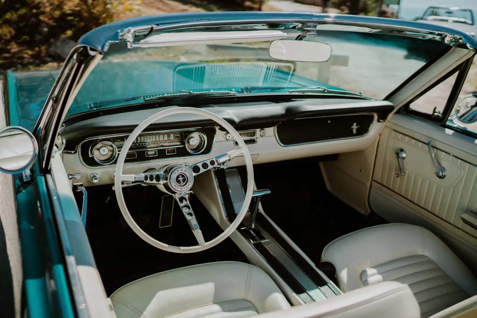 Ford Mustang V8 (2)