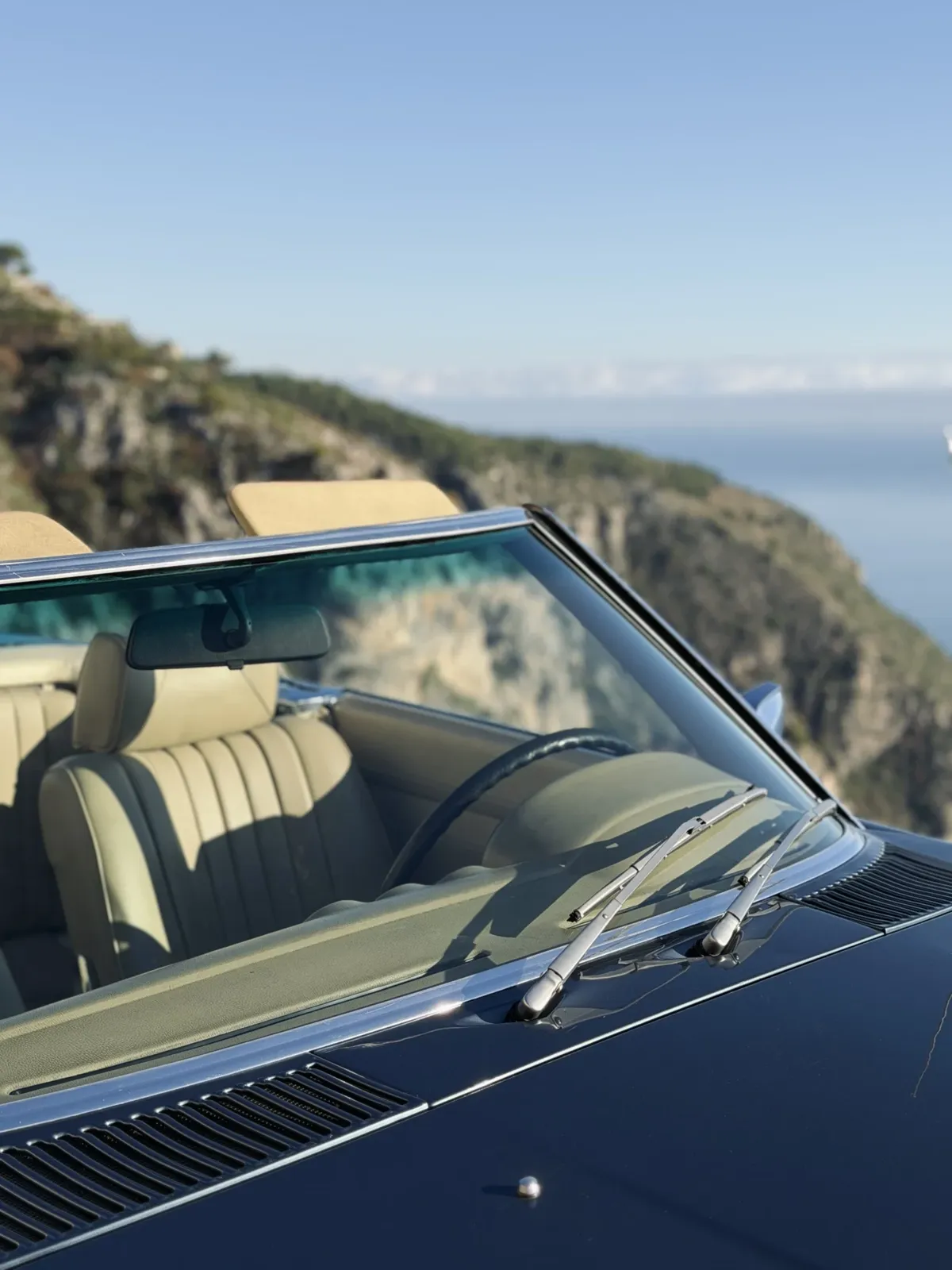 Mercedes 350SL R107 (7)