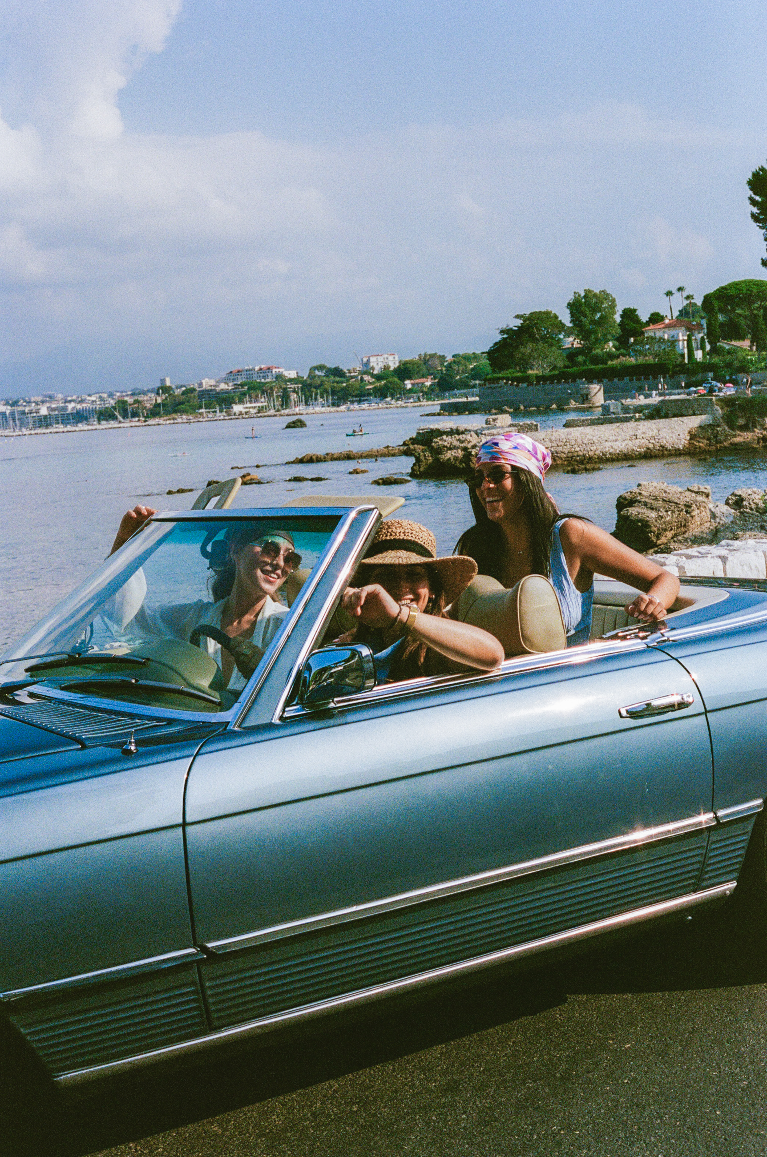 Vintage Car Rental for Photo and Video Shoots (2)