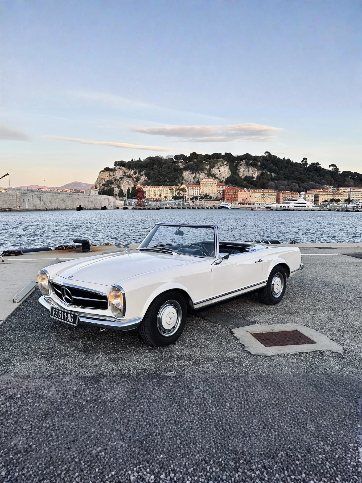Mercedes 280SL Pagode white classic car rental French Riviera tour.